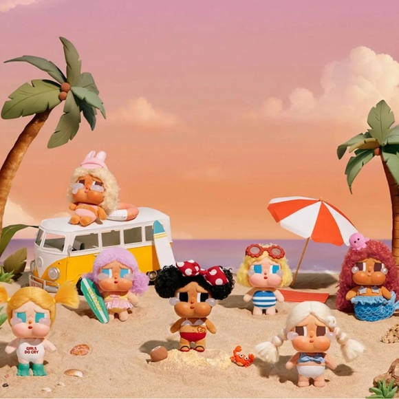 🏖️Popmart Crybaby Vacation Mode On - Chilling on the Beach 🏖️ - Picture 6 of 7